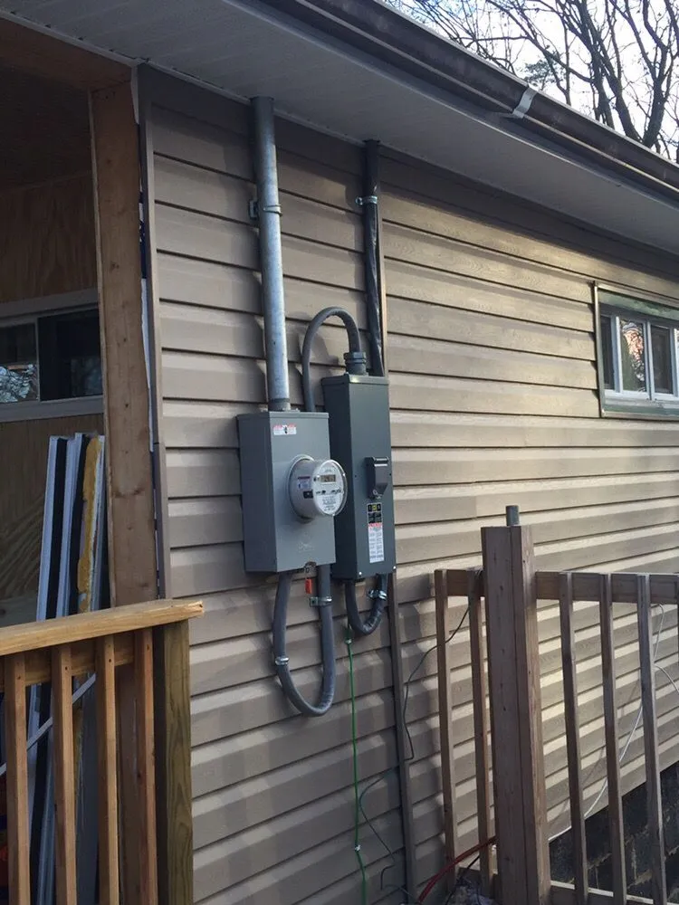 Slide of Leon Electrical Contractor