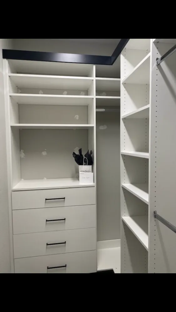 Slide of Leon Handyman