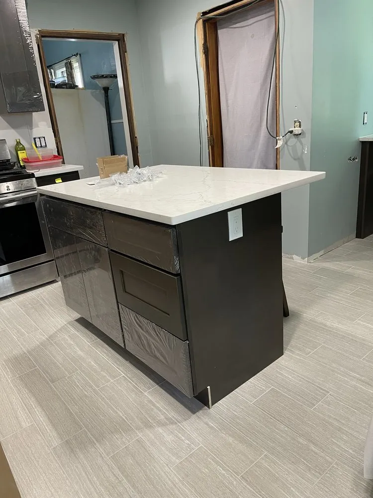 Slide of Leonardo Pereira Electrician