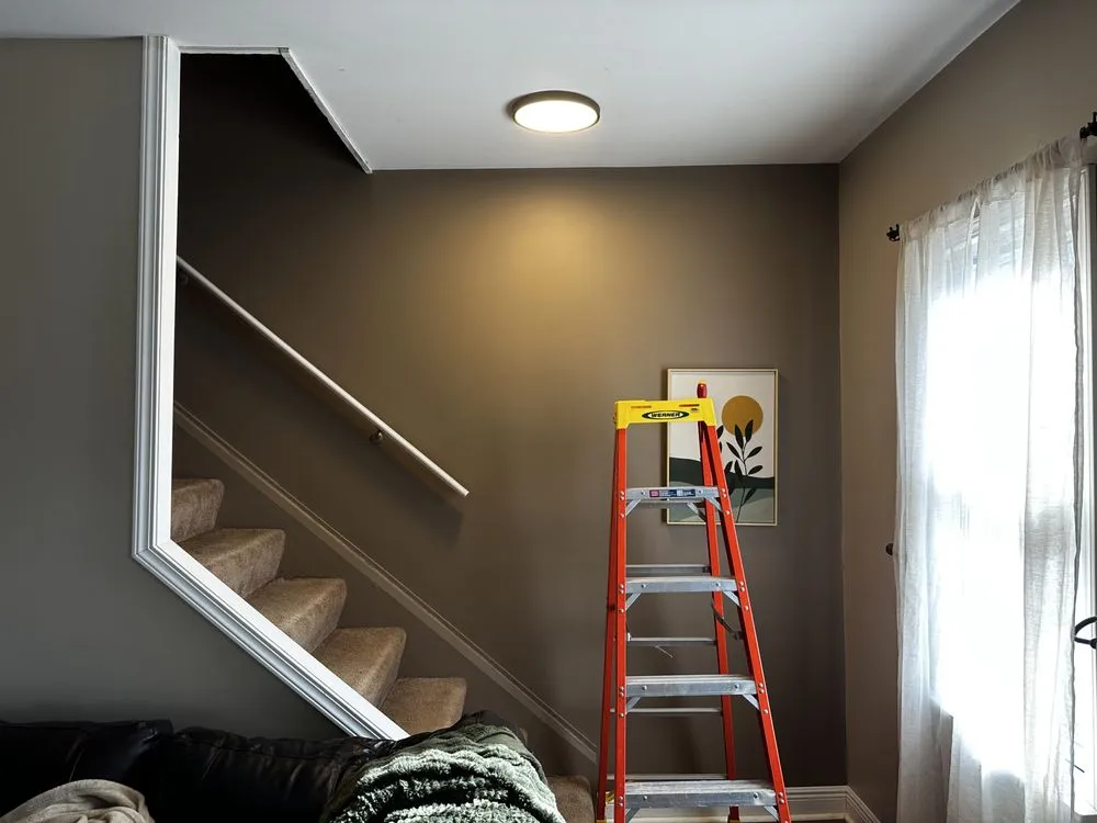 Slide of Leonberg Electric