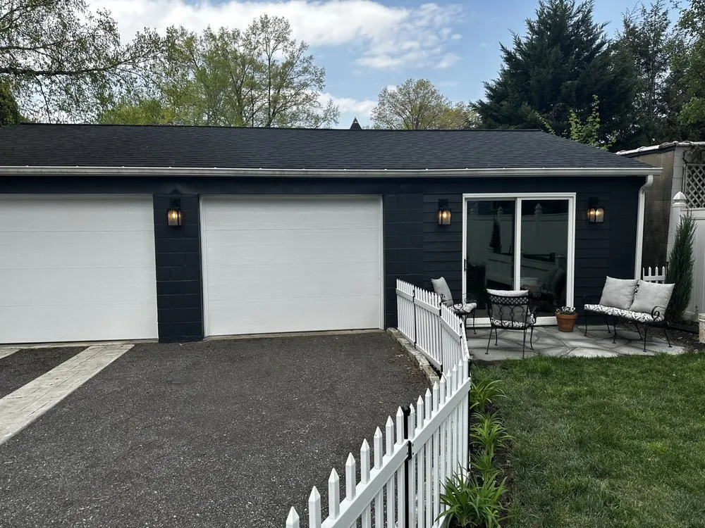 Slide of Leonberg Electric