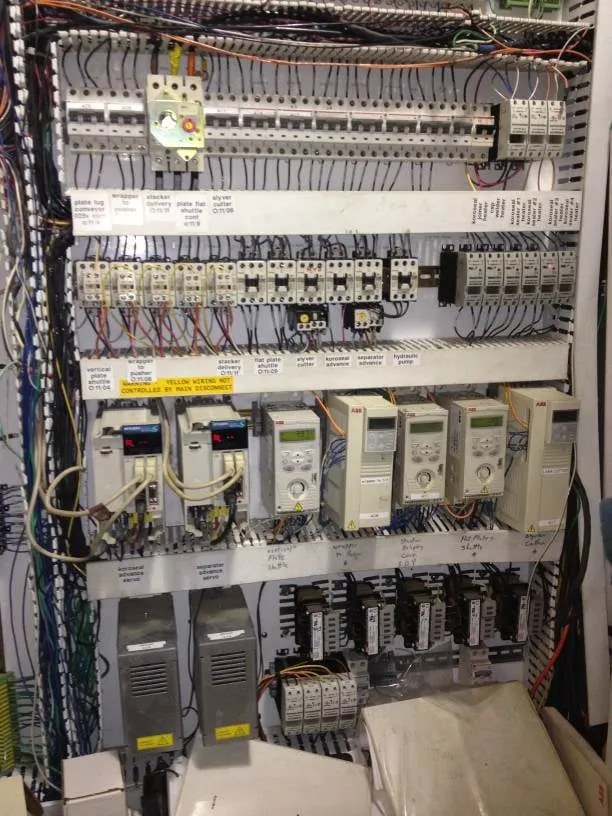 Slide of Leone Electric