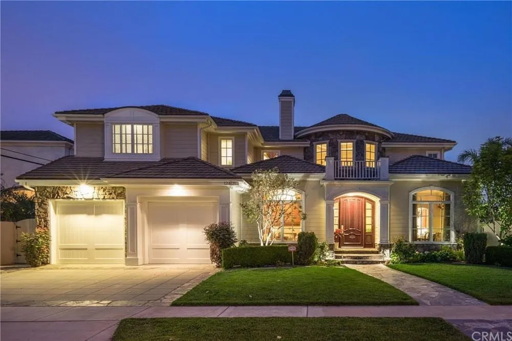 Slide of Leone Electric