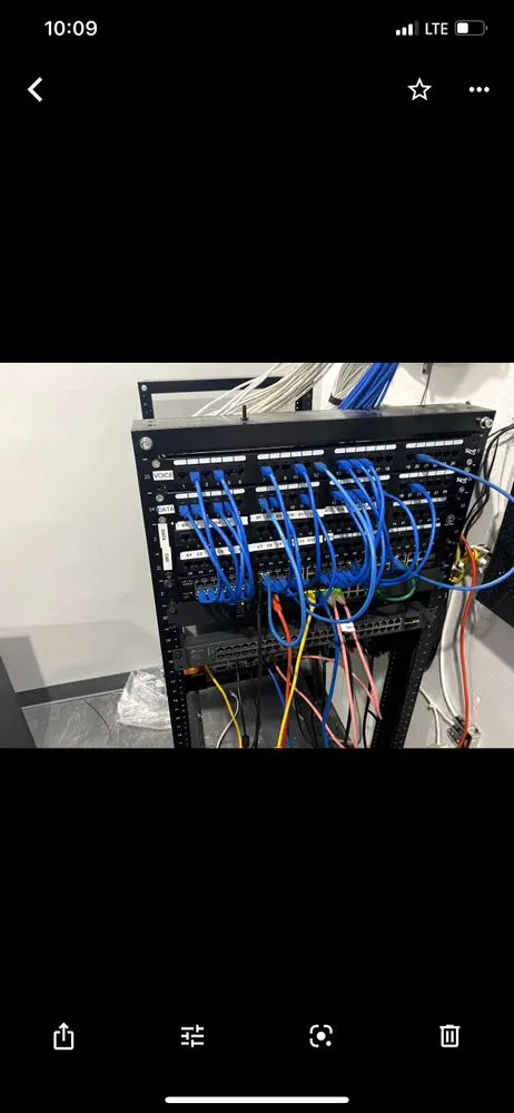 Slide of Leonel Lorenzana low voltage