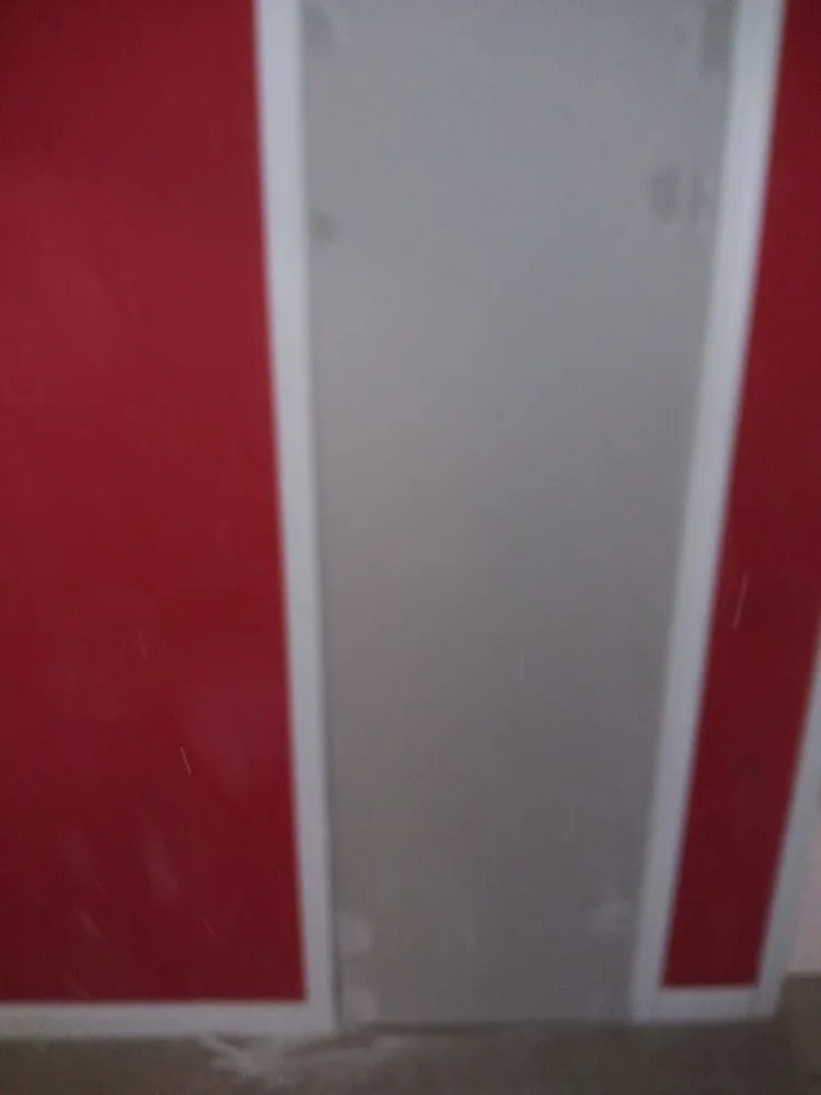 Slide of Leons Home Improvement