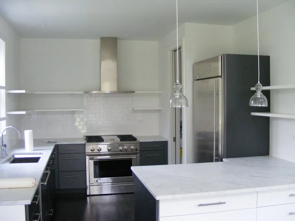 Slide of Leo's Electric