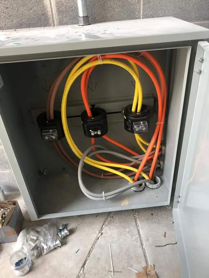 Slide of Leos Electrical Services