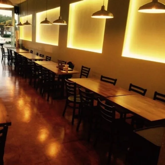 Slide of Le's Electric