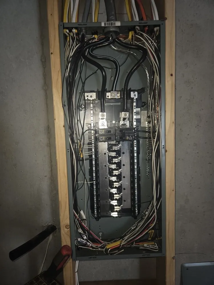 Reliable circuit breaker repair in ,  by LES Electrical
