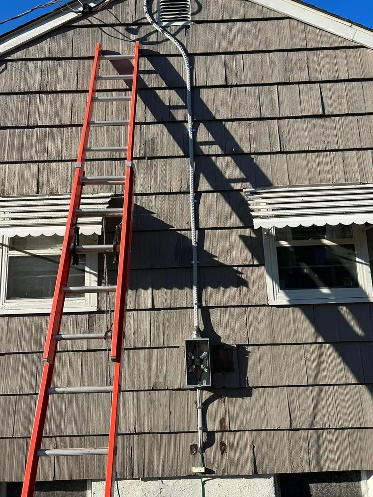 Professional emergency electrical service service in Roxbury Township, NJ - Let Me Help Fvlz