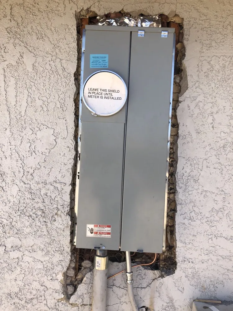 Professional electrical service for homes in emergency electrical service,  by 