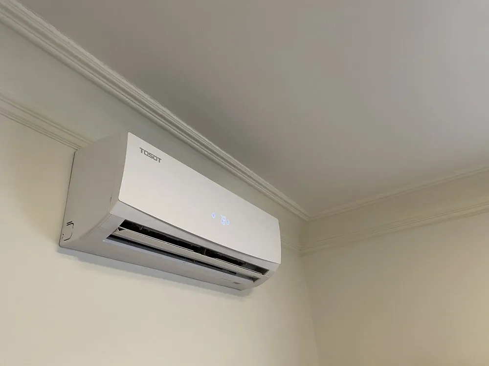 Slide of Let’s Chill HVAC