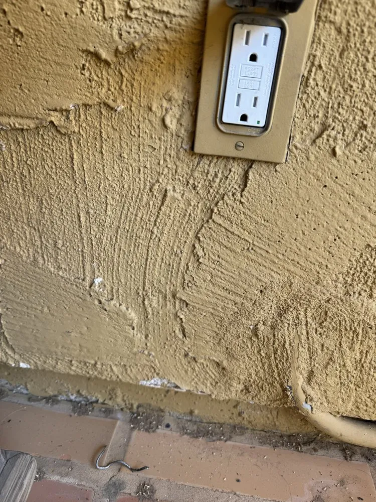 Professional circuit breaker repair service in Waddell, AZ - Lets Fix It