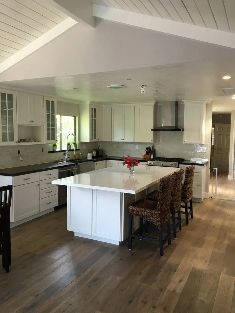 Certified outlet and switch repair service in Ofallon, MO - Levi Construction Group