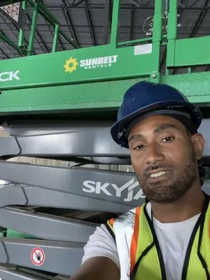 Levi’s Electrical Contractor Logo