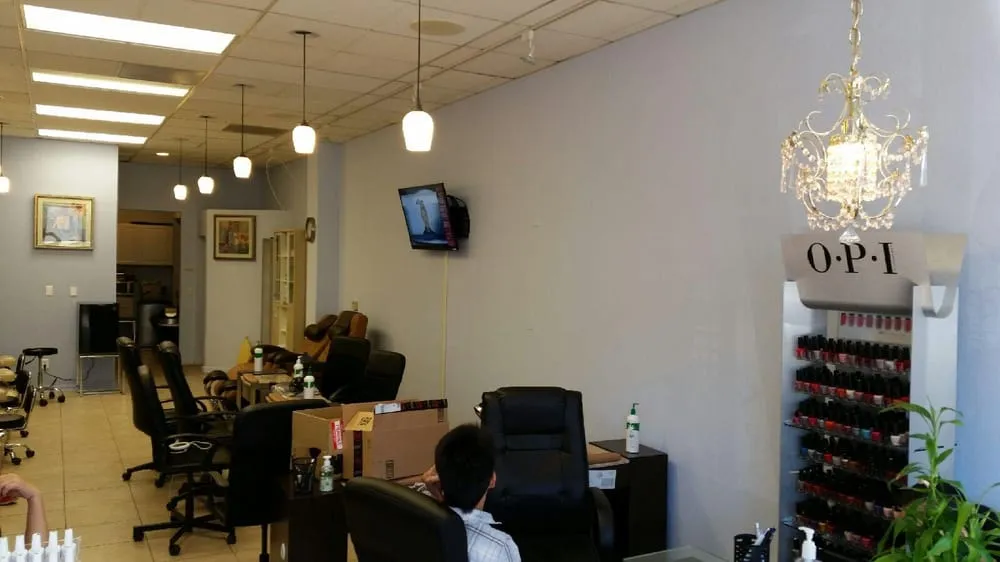 Slide of Lex The Tech Guy