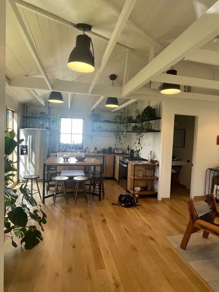 Slide of Lexlor Electric