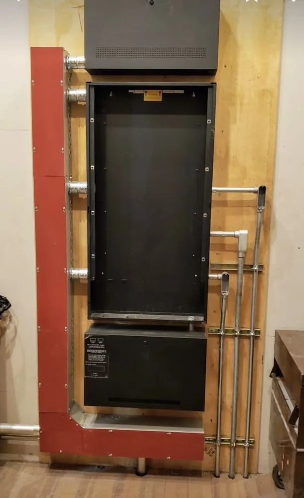 Slide of Lezama Electrical Services