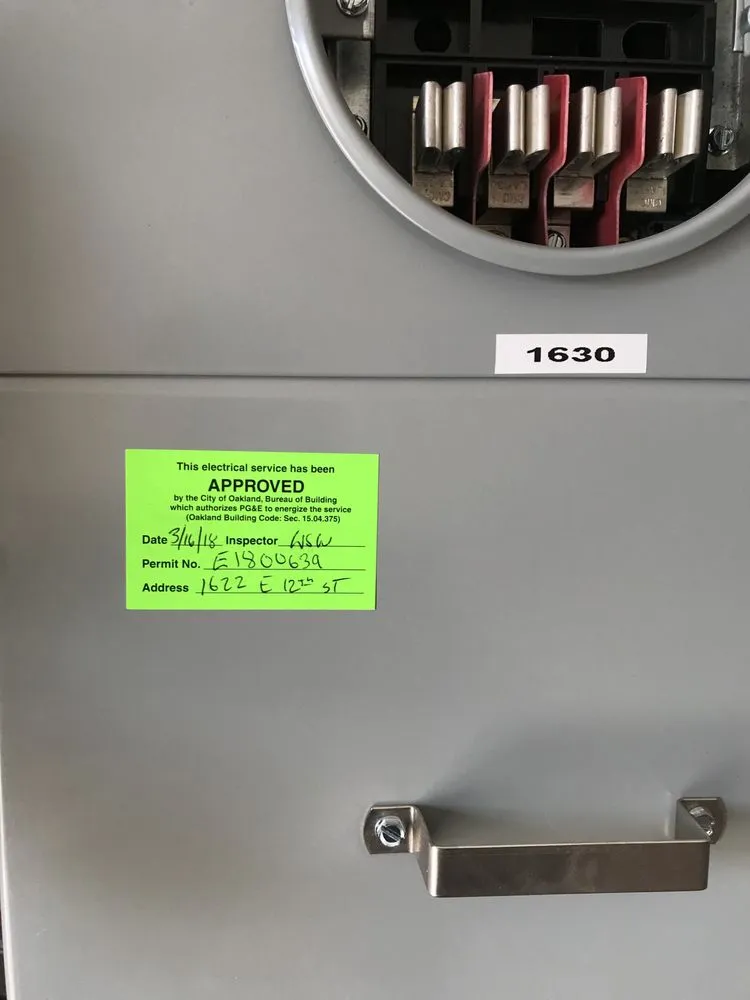 Slide of Lezama Electrics