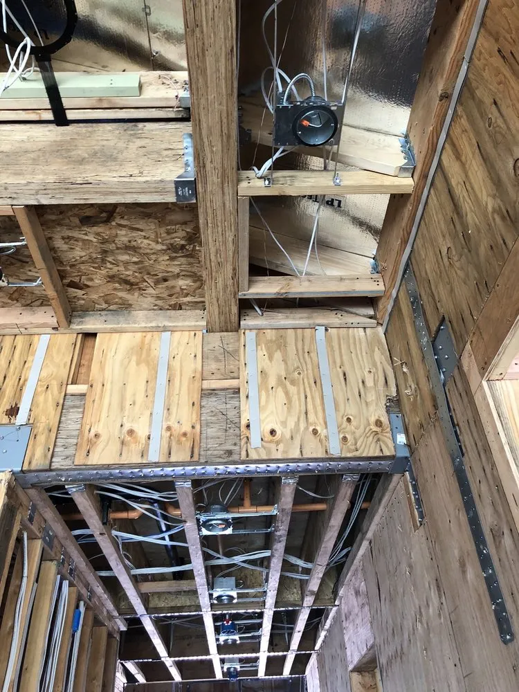 Slide of LGM Electric