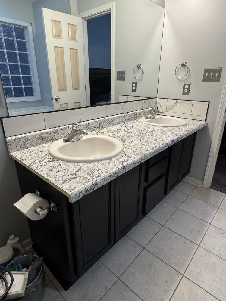 Licensed outlet and switch repair service in Fayetteville,, NC - LIA Service