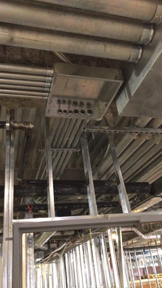 Slide of Lianova Solutions