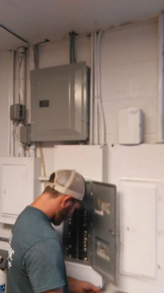 Licensed outlet and switch repair experts serving Simms, TX - Liberty Electric