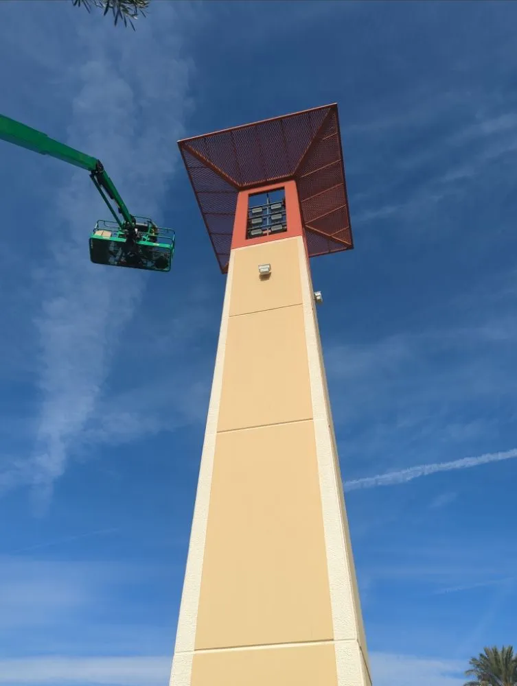 Slide of Licea Electric