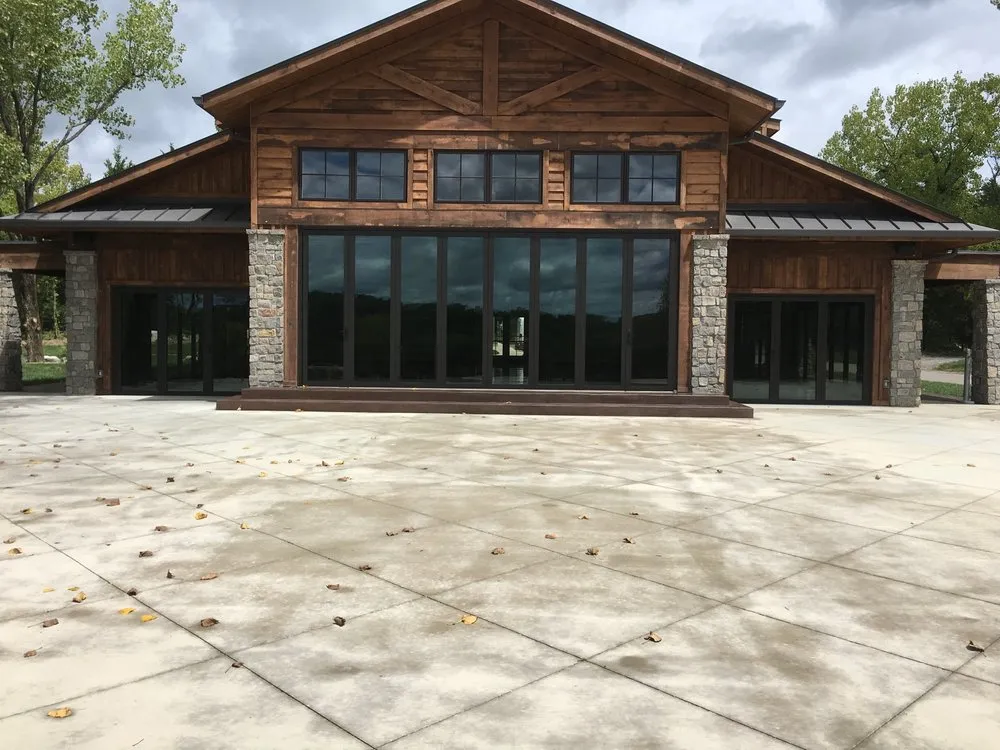 Slide of Licit Construction