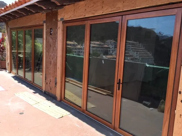 Slide of Licit Construction