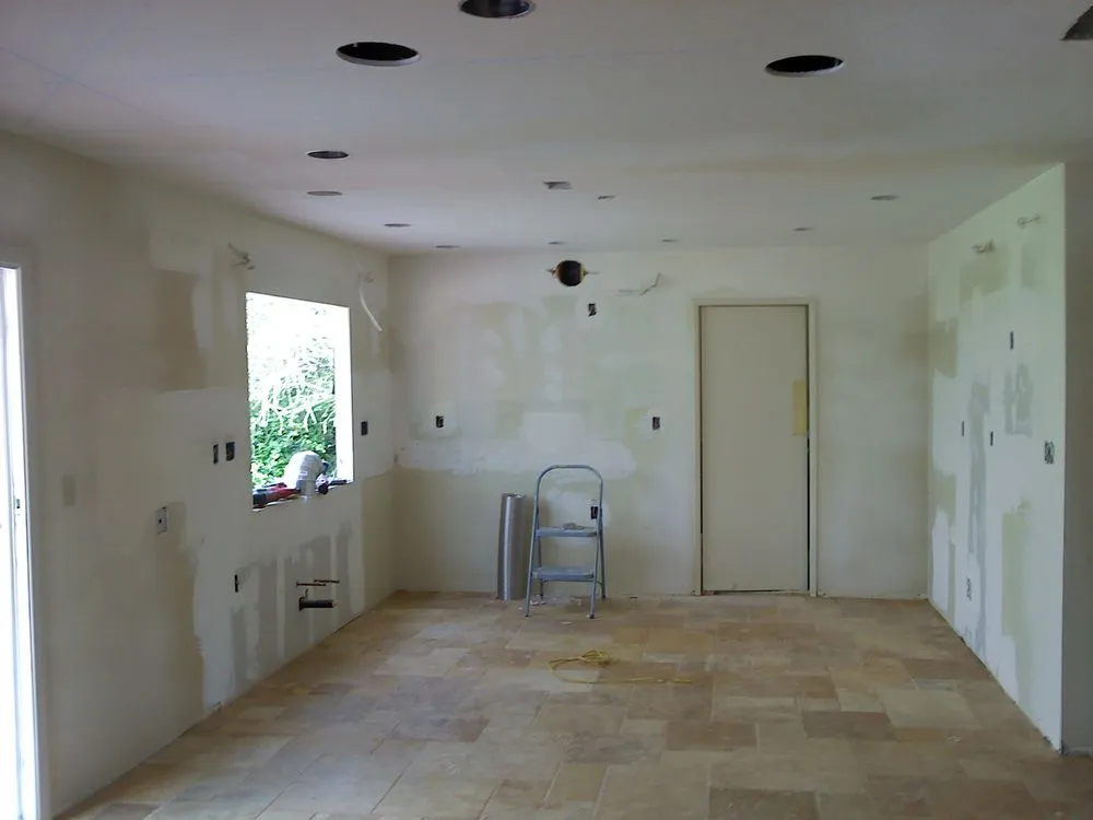 Slide of Licit Construction