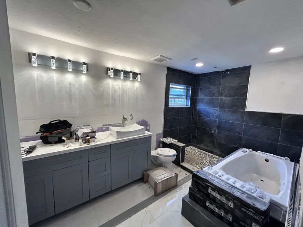 Professional electrician providing emergency electrical service in , 