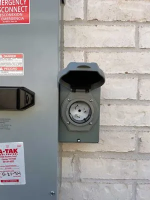 Light Em Up Electric Logo