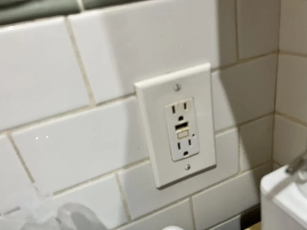 Slide of Light Emitting Electrical & Handyman Services