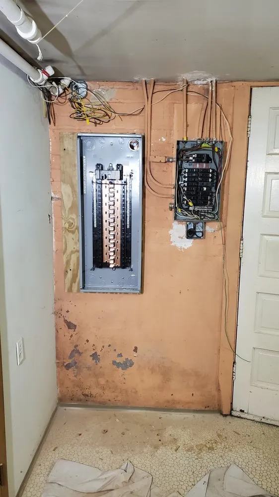 Reliable electrician providing wiring installation in , 