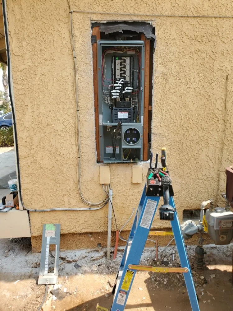 Emergency electrician providing wiring installation in , 