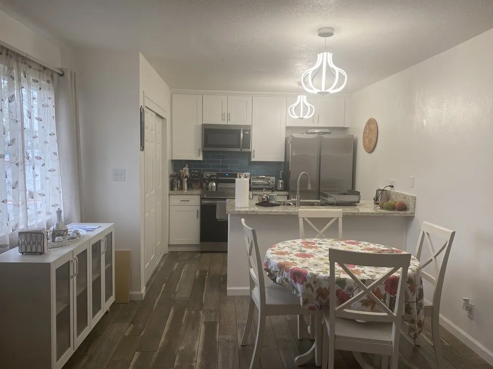 Slide of Light Pro Handyman