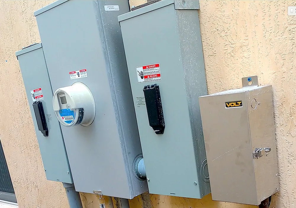 Slide of Light Speed Electric