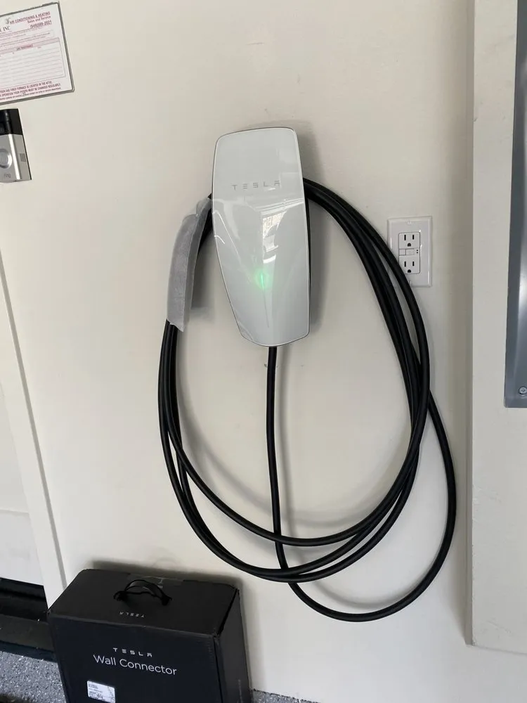 Slide of Light’em Up Electric