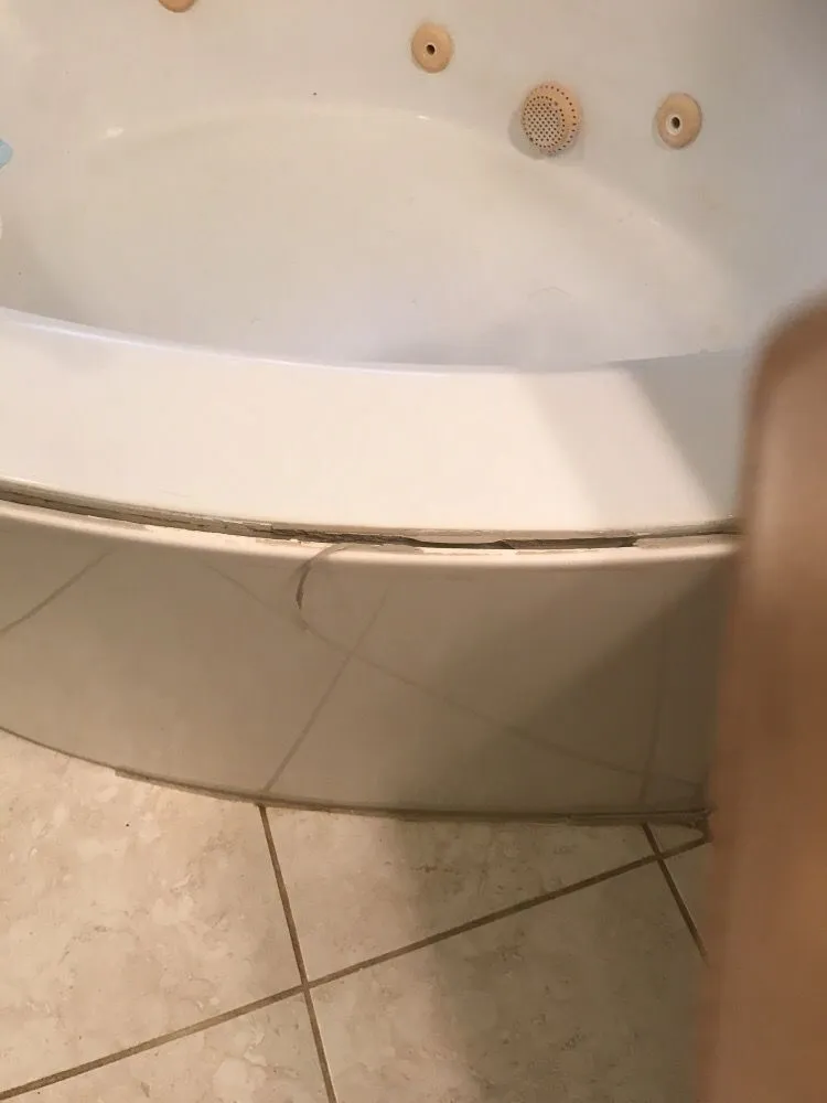 Affordable electrician providing emergency electrical service in , 