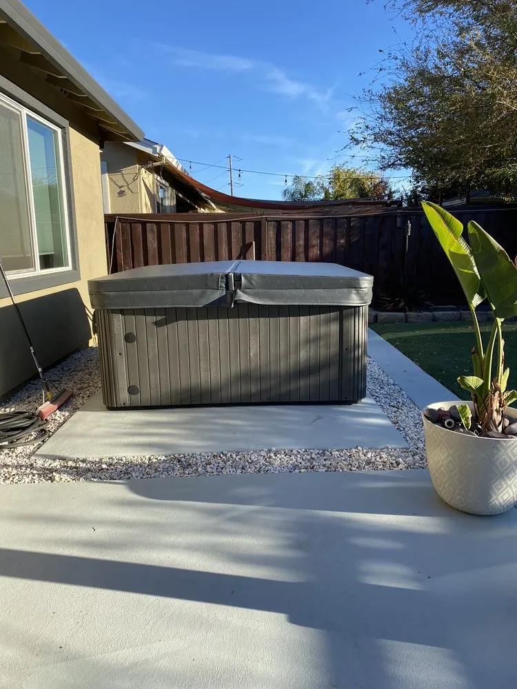 Slide of Lighthouse Electric Co.