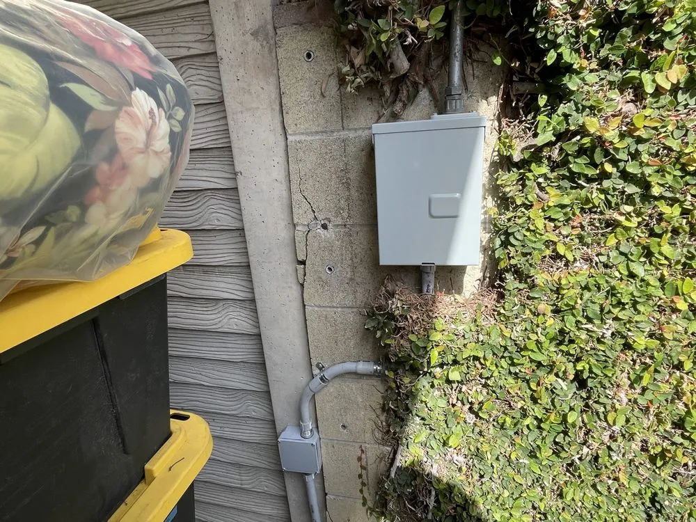 Slide of Lighthouse Electrical Solutions