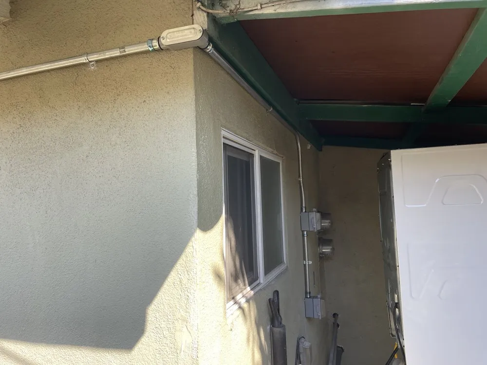 Emergency electrician providing outlet and switch repair in Huntington Beach, CA - Lighthouse Electrical Solutions