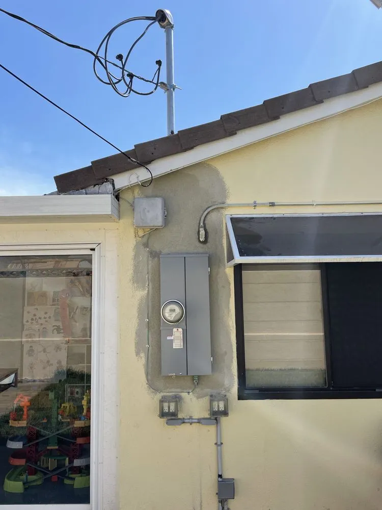 Slide of Lighthouse Electrical Solutions