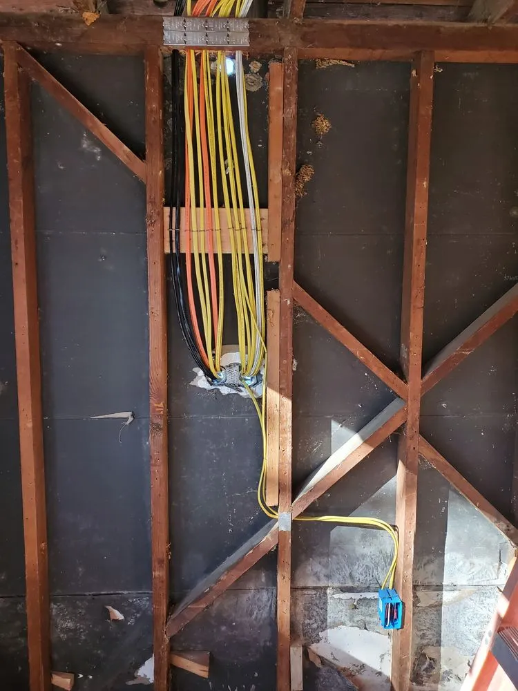 Slide of Lightline Electric