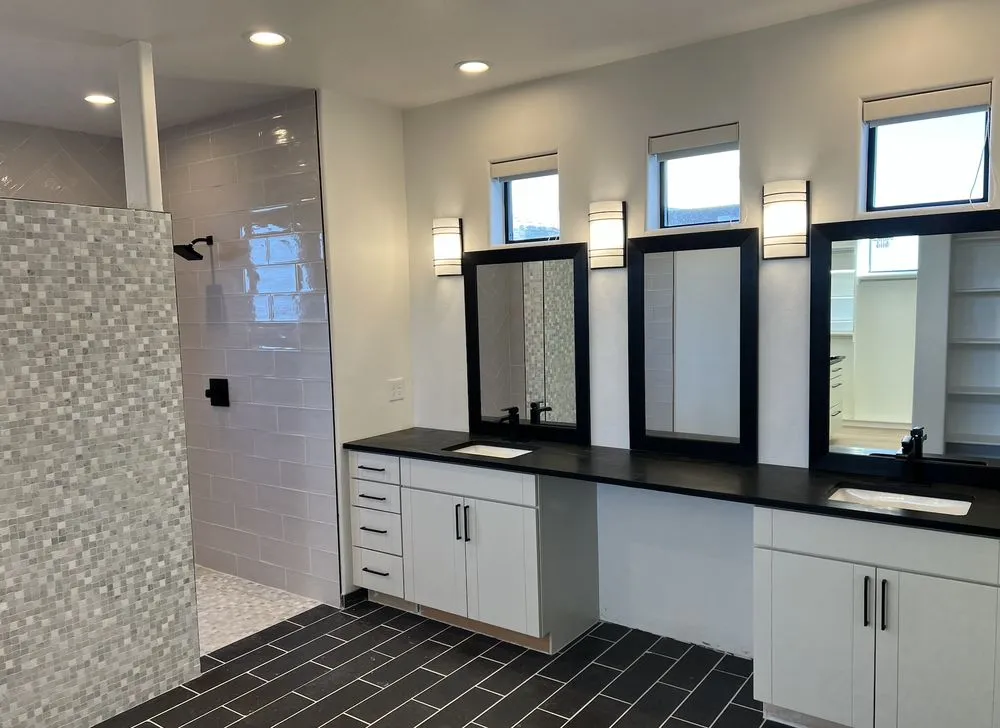 Slide of Lightnin Lectric