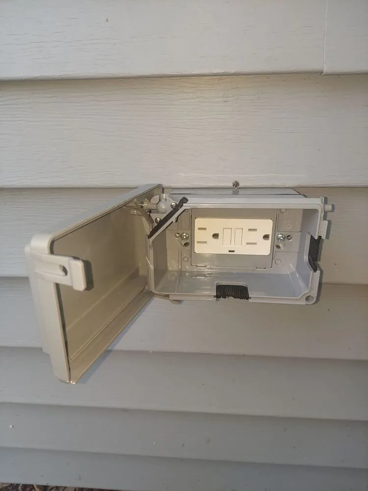 Slide of Lightning Electric