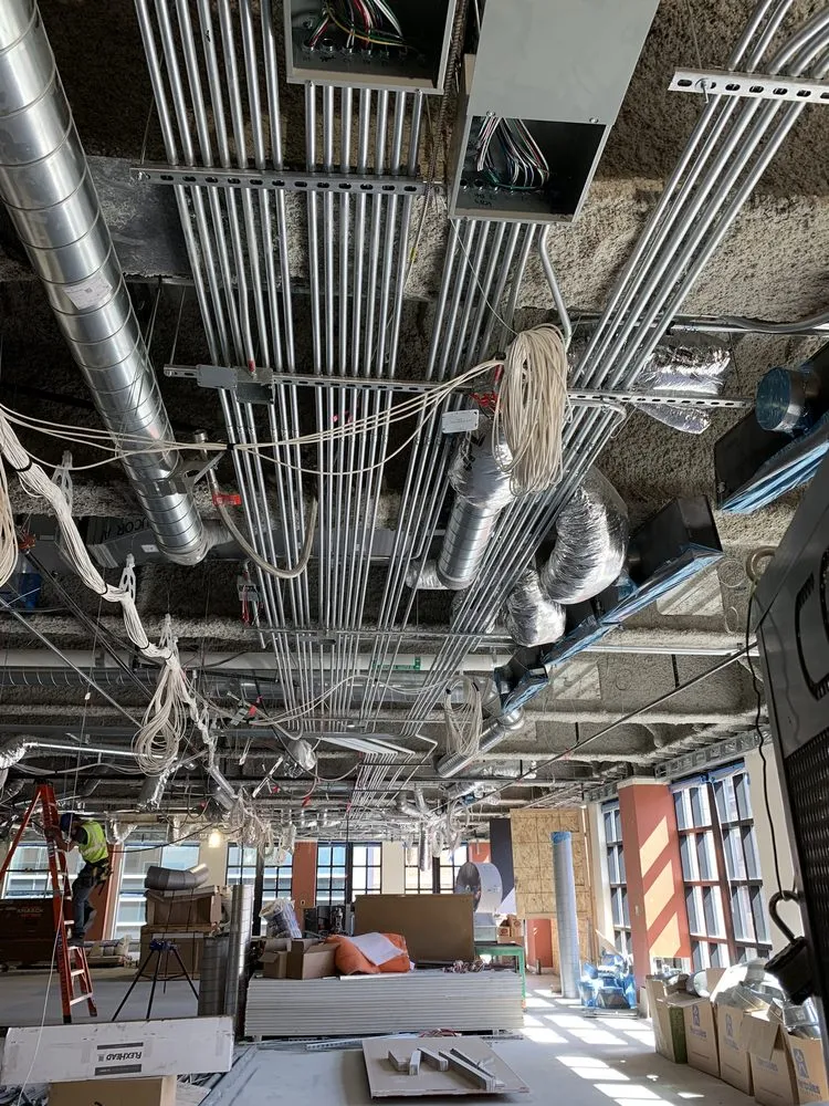 Emergency electrical service for homes in outlet and switch repair, by