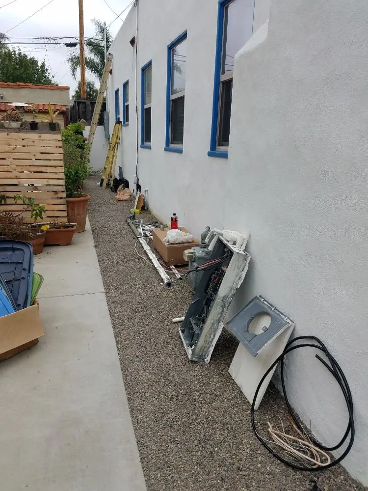 Slide of Lightning Electric