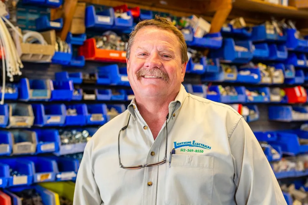 Professional circuit breaker repair in ,  by Lightning Electrical